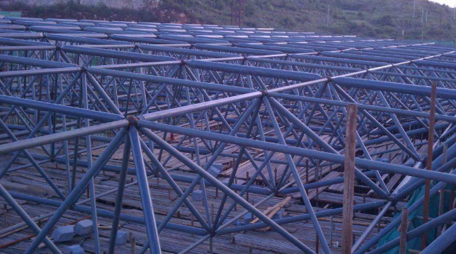 德阳概述网架加工中对钢材的质量的过细恳求